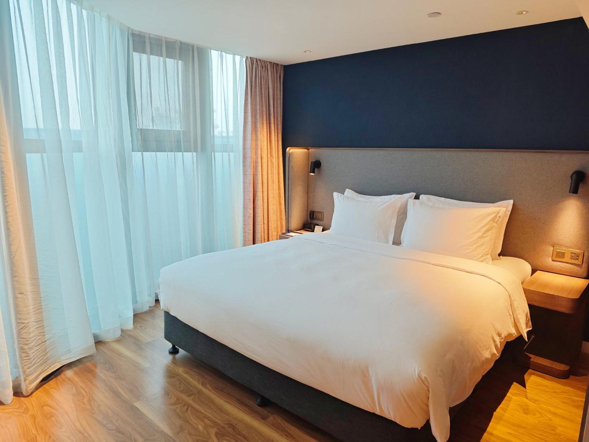Holiday Inn Express Xi'An Ancient Town West By Ihg Экстерьер фото